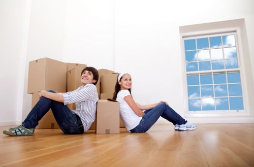 Packing and loading belongings for removals near Rainham