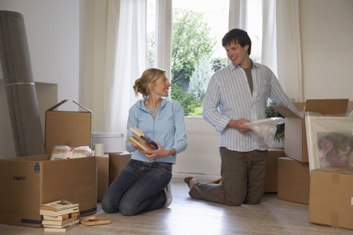 Packing and loading household furniture for a Rainham relocation