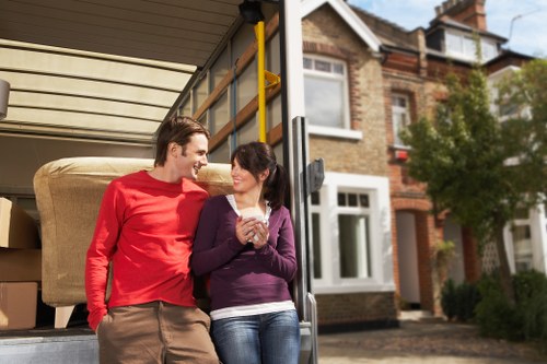 Packing and transport support for local moves in Rainham